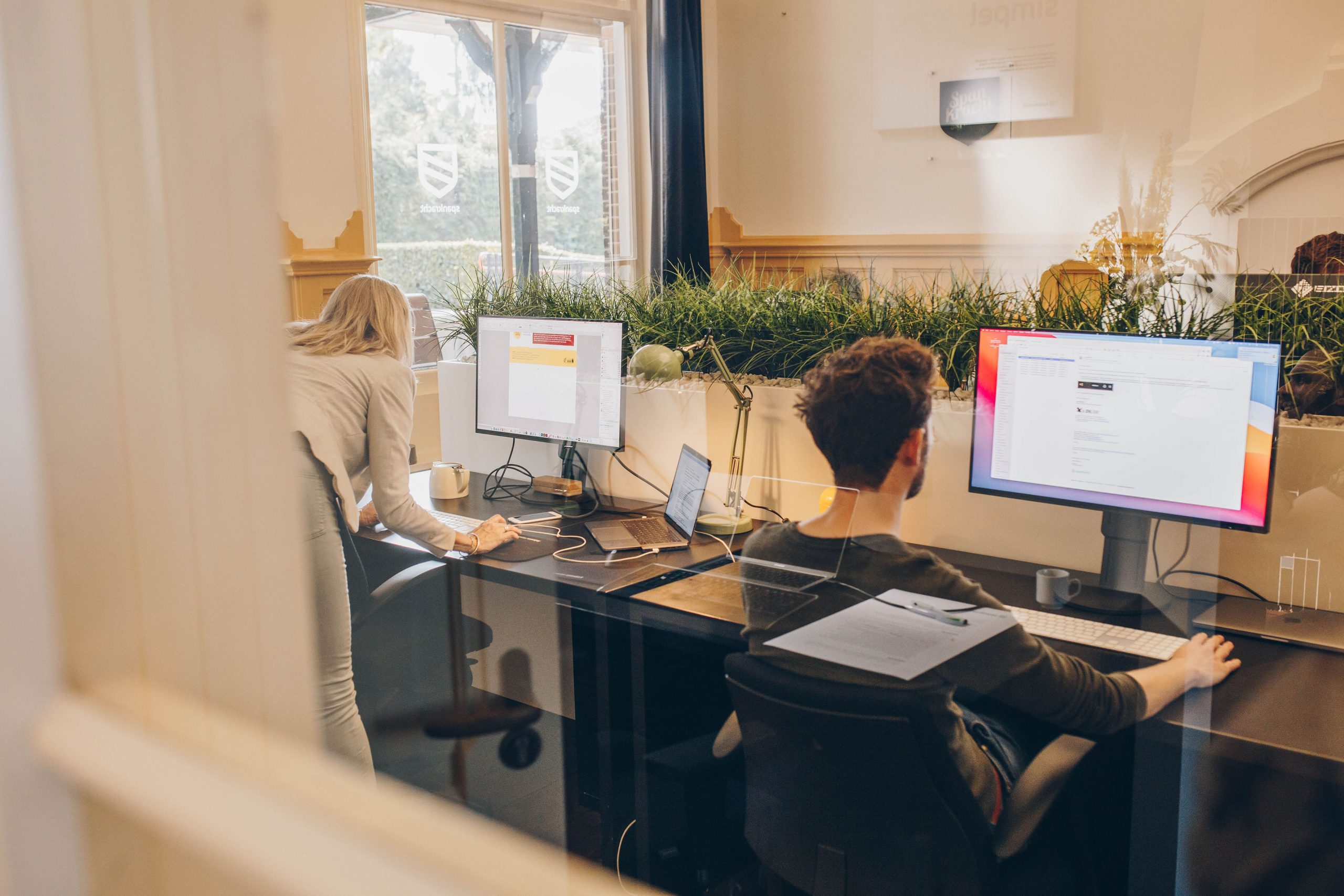 Compozer specialisten aan het werk in Lunteren.