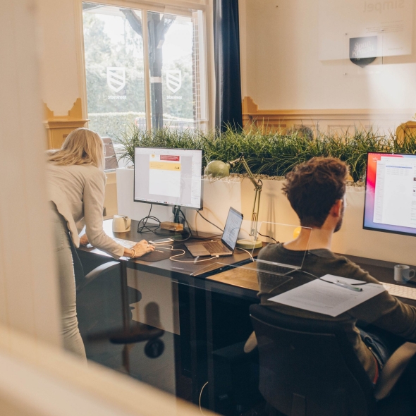 Compozer specialisten aan het werk in Lunteren.